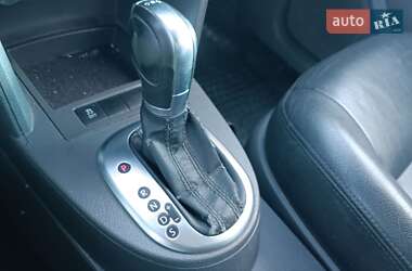 Мінівен Volkswagen Caddy 2011 в 