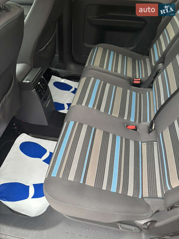 Минивэн Volkswagen Caddy 2012 в Заболотове
