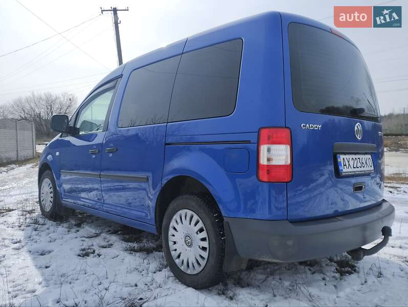 Минивэн Volkswagen Caddy 2005 в Чугуеве