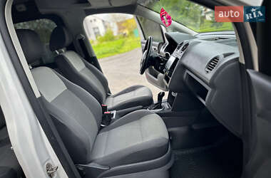 Минивэн Volkswagen Caddy 2011 в 