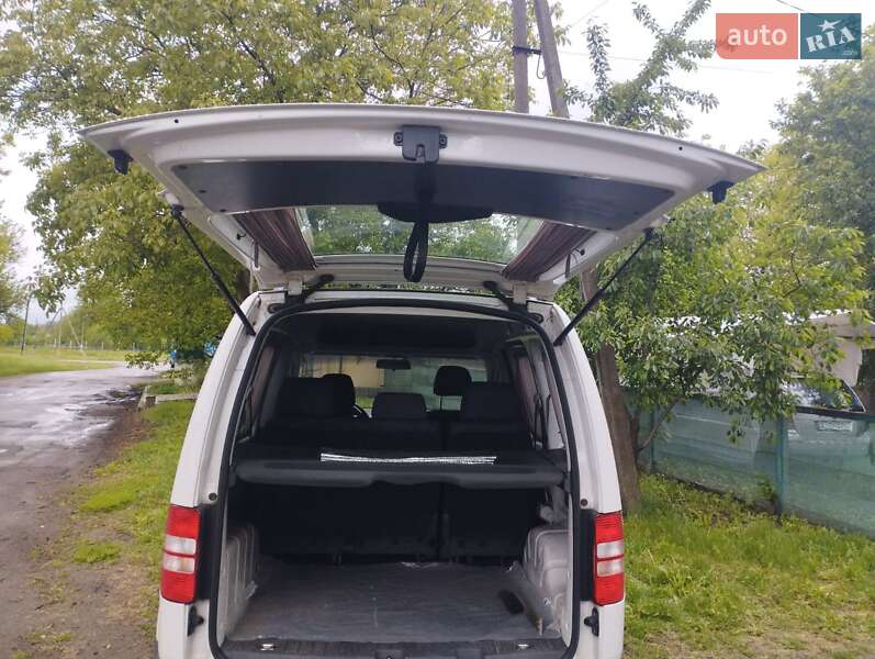 Минивэн Volkswagen Caddy 2012 в Киеве