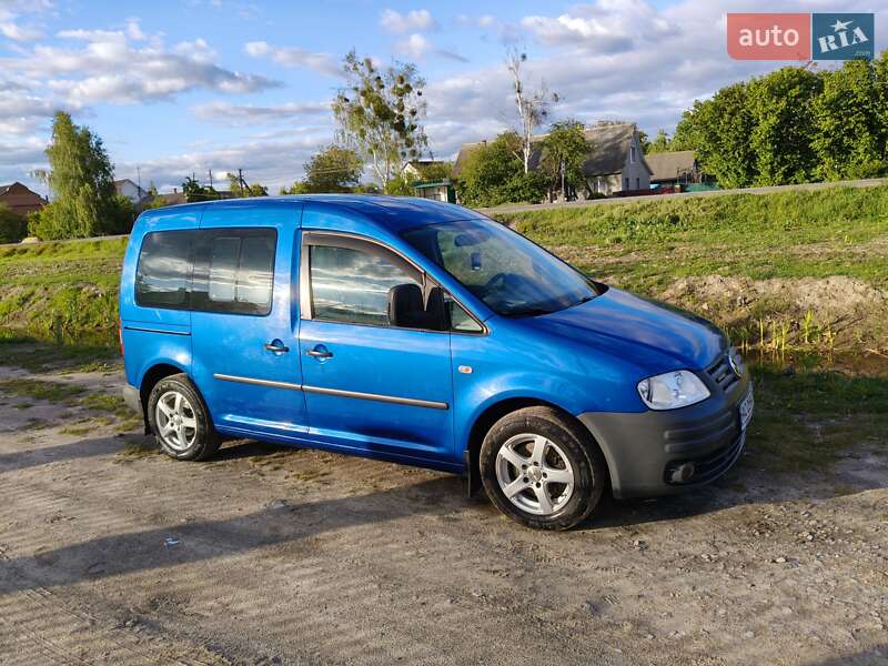 Мінівен Volkswagen Caddy 2009 в Луцьку