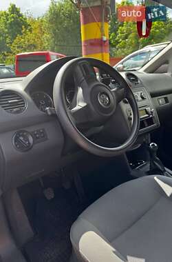 Минивэн Volkswagen Caddy 2010 в 