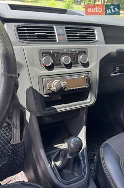 Грузовой фургон Volkswagen Caddy 2016 в 