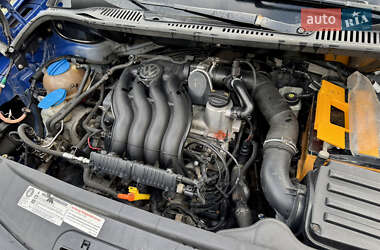 Минивэн Volkswagen Caddy 2009 в 