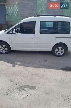 Минивэн Volkswagen Caddy 2011 в 