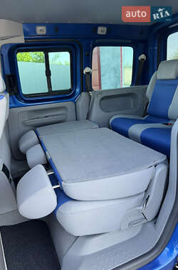 Мінівен Volkswagen Caddy 2005 в 