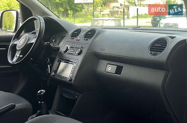 Минивэн Volkswagen Caddy 2015 в 