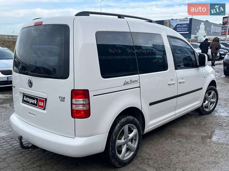 Мінівен Volkswagen Caddy 2015 в Львові