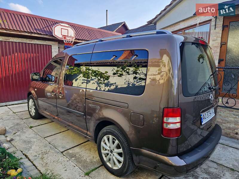Минивэн Volkswagen Caddy 2013 в Виноградове