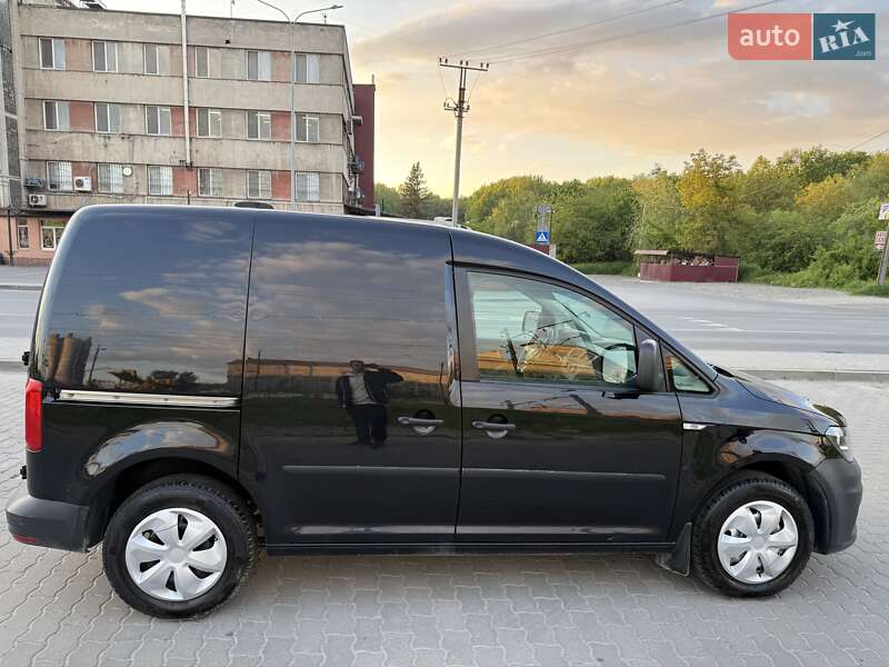 Вантажний фургон Volkswagen Caddy 2019 в Львові