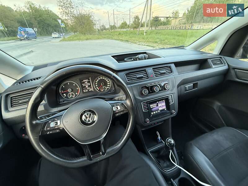 Вантажний фургон Volkswagen Caddy 2019 в Львові