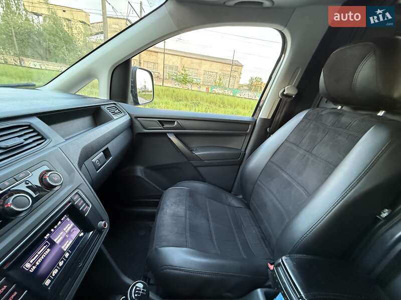 Вантажний фургон Volkswagen Caddy 2019 в Львові