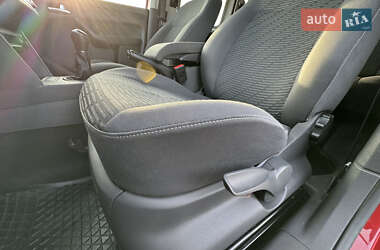 Минивэн Volkswagen Caddy 2013 в 