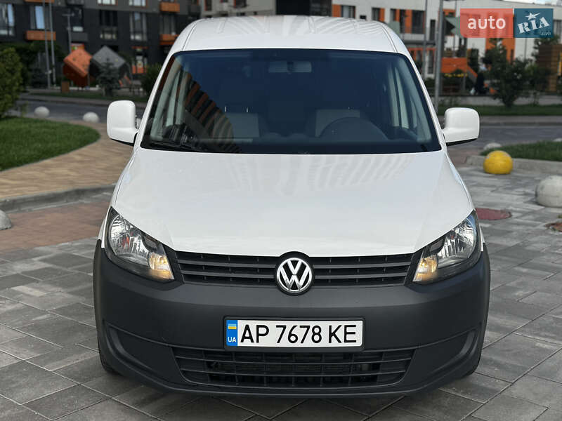 Минивэн Volkswagen Caddy 2013 в Киеве