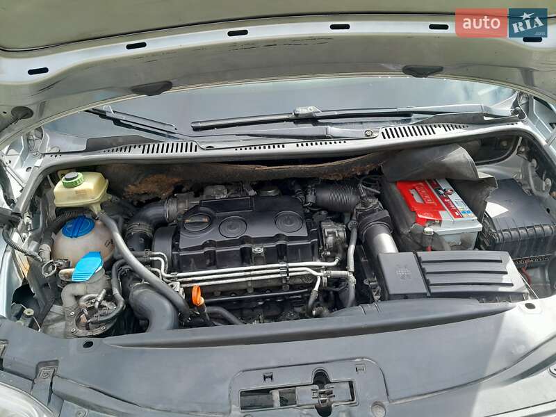 Минивэн Volkswagen Caddy 2008 в Каменке-Бугской