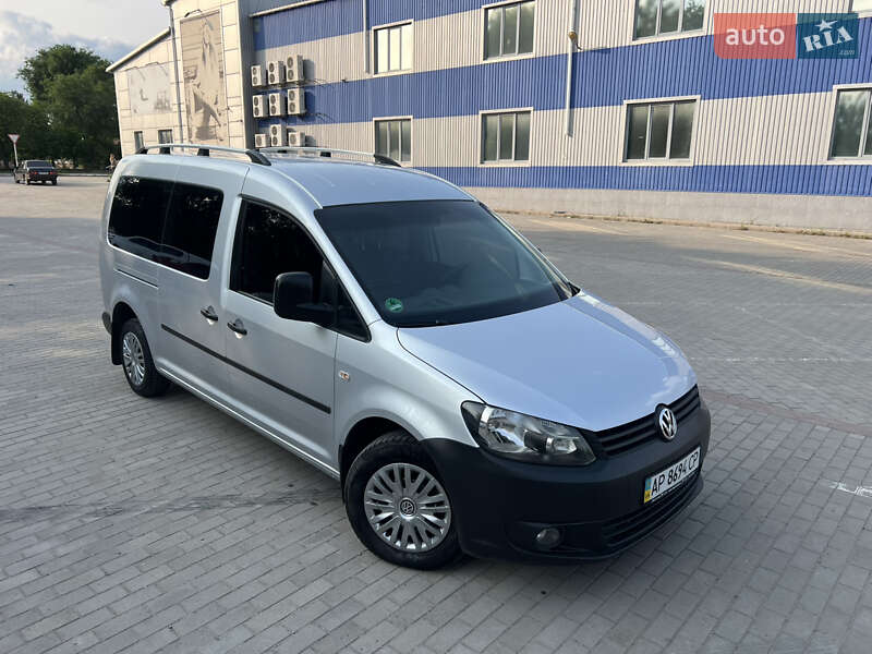 Volkswagen Caddy 2011