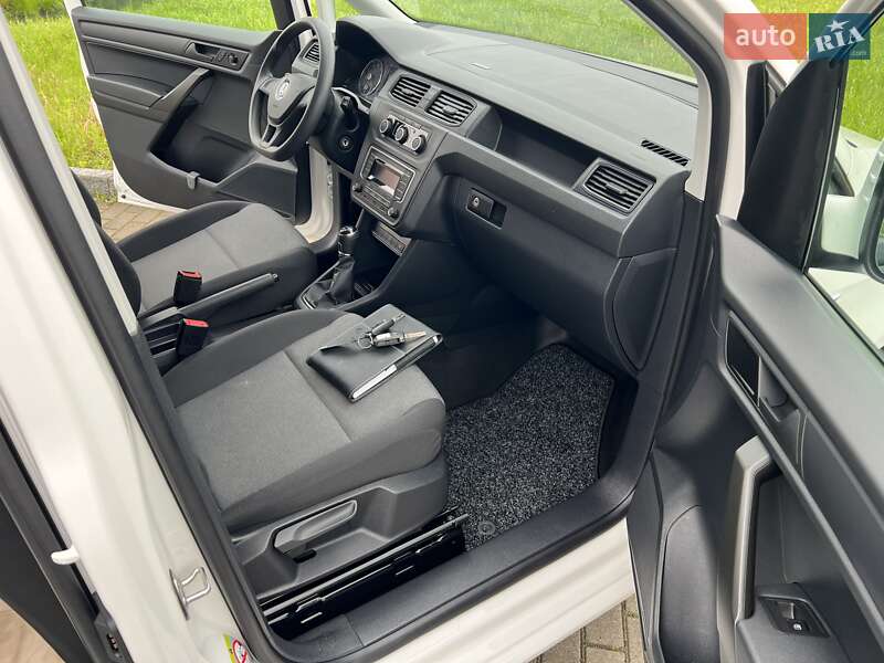Грузовой фургон Volkswagen Caddy 2020 в Львове