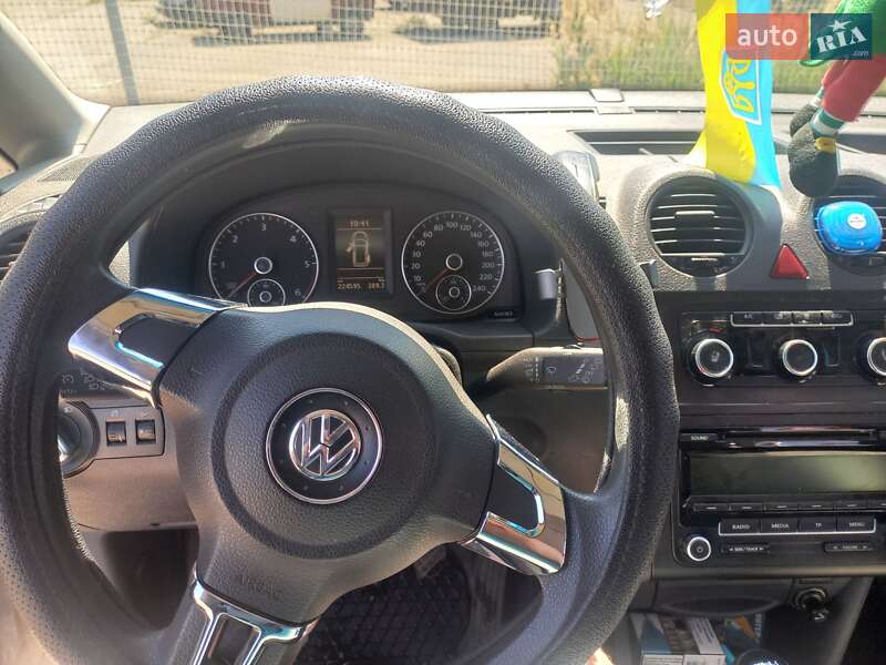 Мінівен Volkswagen Caddy 2012 в Запоріжжі