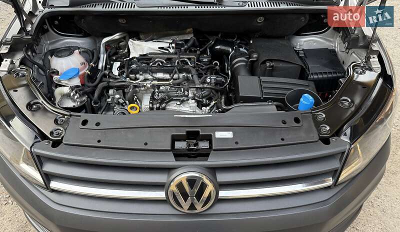 Минивэн Volkswagen Caddy 2017 в Львове