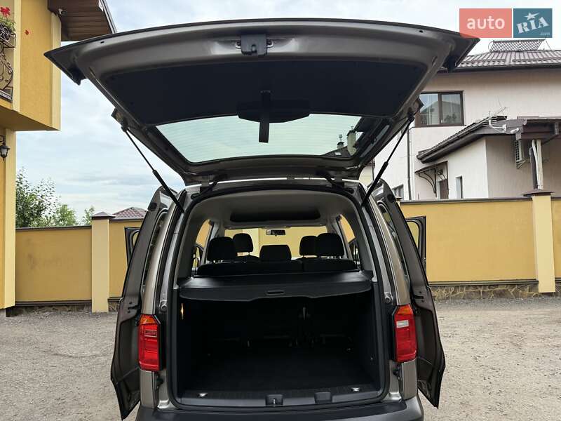 Минивэн Volkswagen Caddy 2017 в Львове
