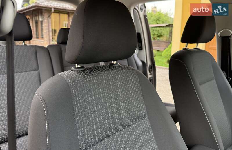 Минивэн Volkswagen Caddy 2017 в Львове