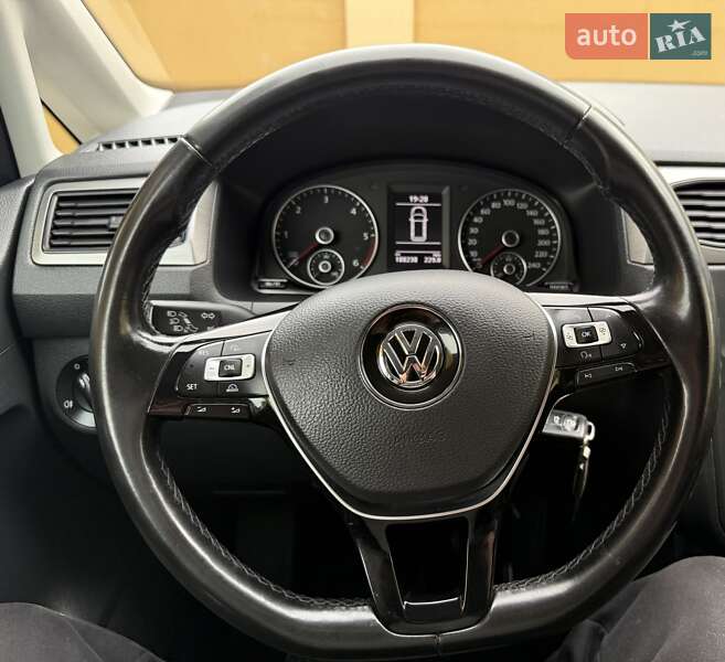 Минивэн Volkswagen Caddy 2017 в Львове