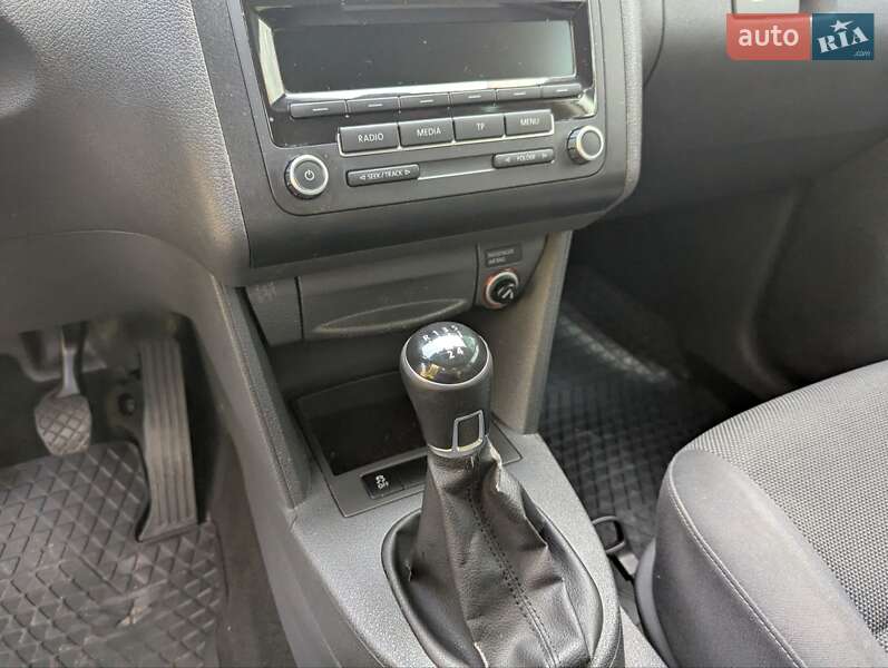 Мінівен Volkswagen Caddy 2014 в Луцьку