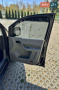 Грузовой фургон Volkswagen Caddy 2009 в 
