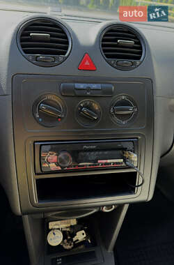 Грузовой фургон Volkswagen Caddy 2009 в 