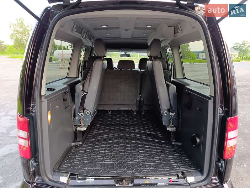 Минивэн Volkswagen Caddy 2011 в Теофиполе