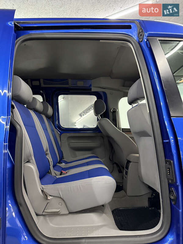 Минивэн Volkswagen Caddy 2006 в Кременце