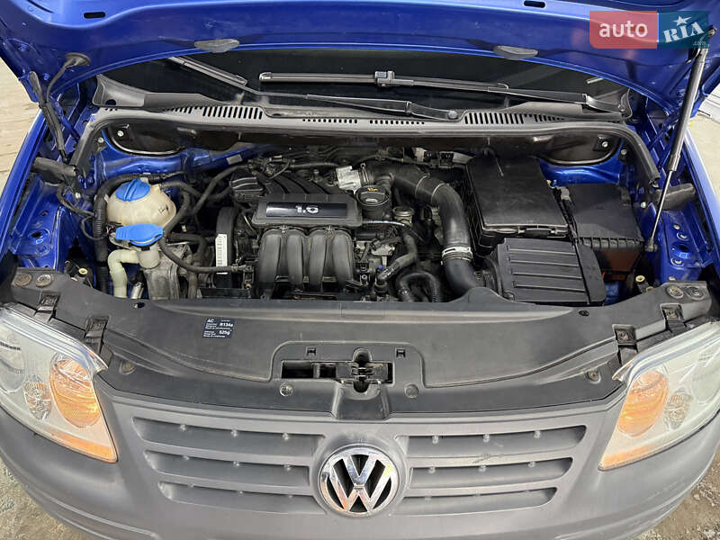 Минивэн Volkswagen Caddy 2006 в Кременце