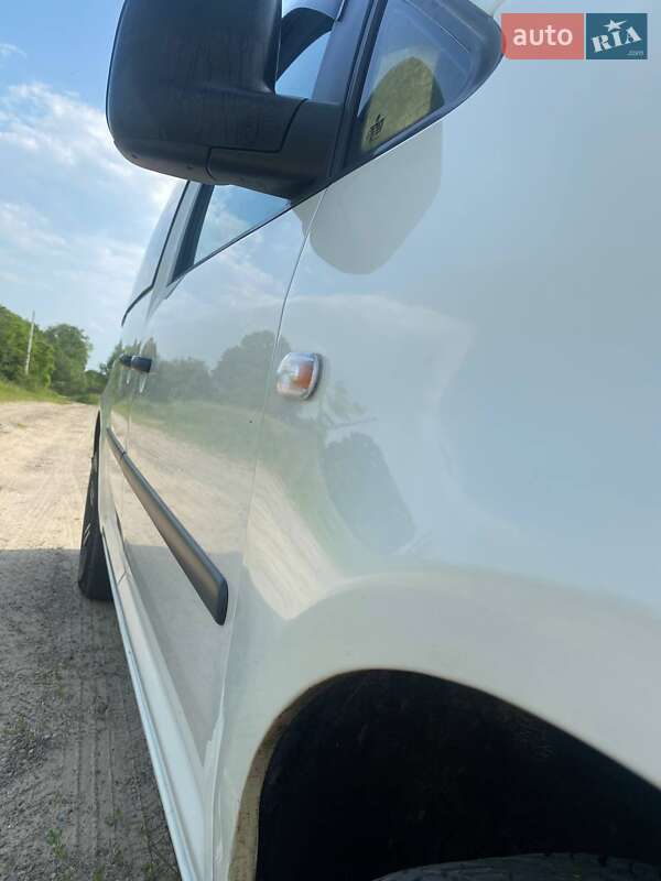 Минивэн Volkswagen Caddy 2007 в Львове фото 5 Минивэн Volkswagen Caddy 2007 в Львове