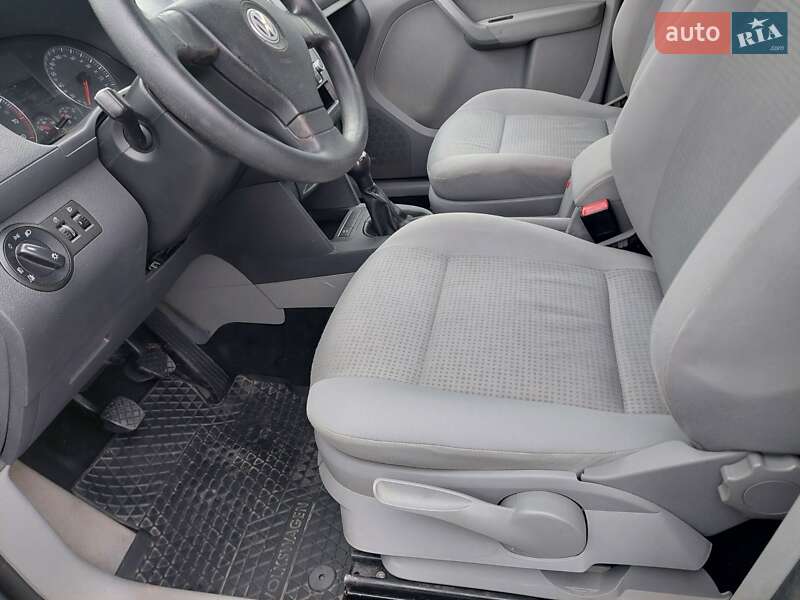 Минивэн Volkswagen Caddy 2010 в Виннице