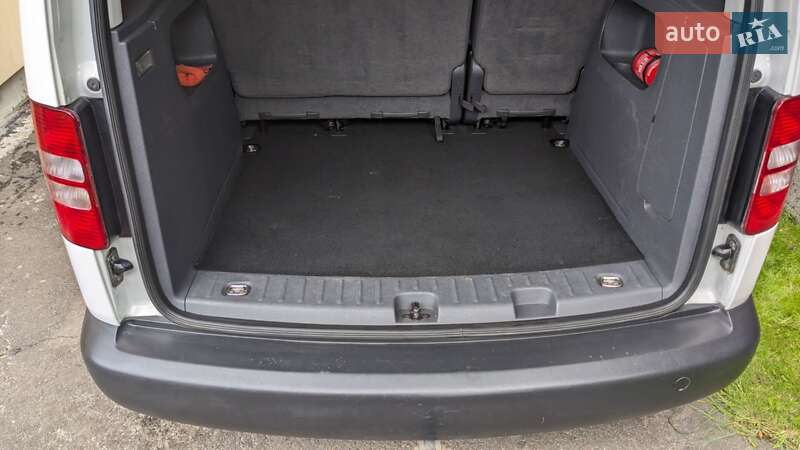 Мінівен Volkswagen Caddy 2013 в Ківерцях