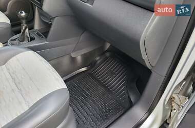 Минивэн Volkswagen Caddy 2011 в 