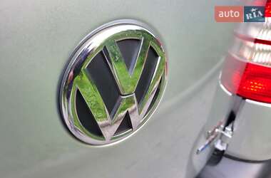 Минивэн Volkswagen Caddy 2011 в 