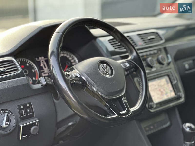 Мінівен Volkswagen Caddy 2015 в Луцьку