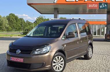 Минивэн Volkswagen Caddy 2015 в 