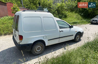 Грузовой фургон Volkswagen Caddy 2003 в 