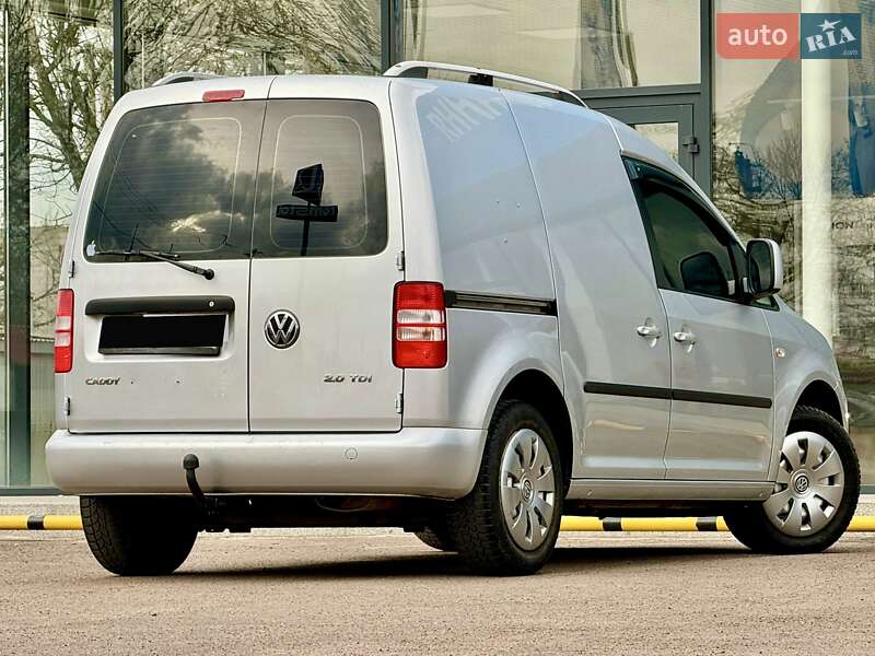 Грузовой фургон Volkswagen Caddy 2016 в Одессе
