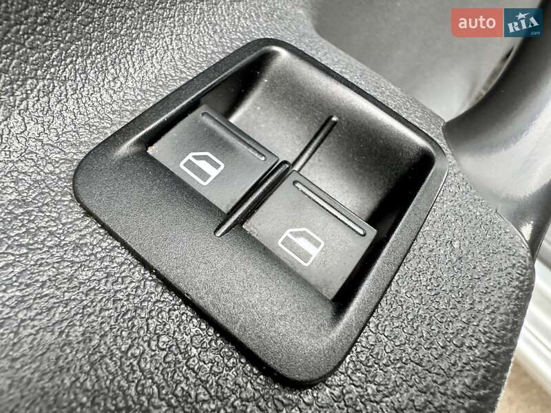 Грузовой фургон Volkswagen Caddy 2016 в Одессе