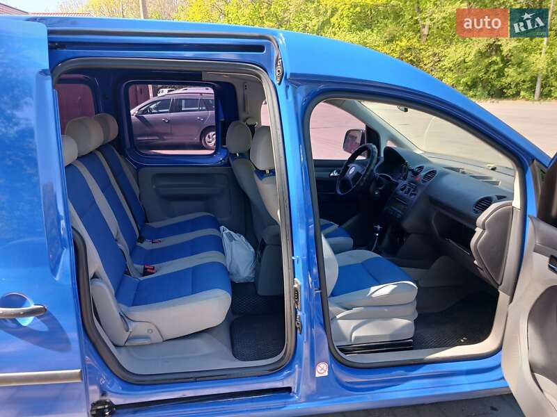 Минивэн Volkswagen Caddy 2004 в Виннице