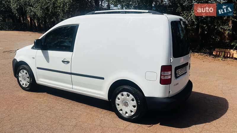 Грузопассажирский фургон Volkswagen Caddy 2011 в Кривом Роге