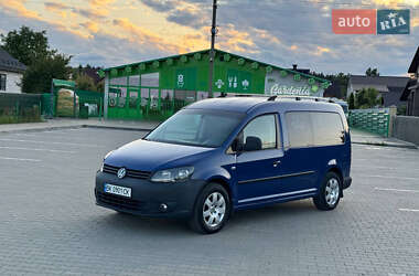 Минивэн Volkswagen Caddy 2011 в Вараше
