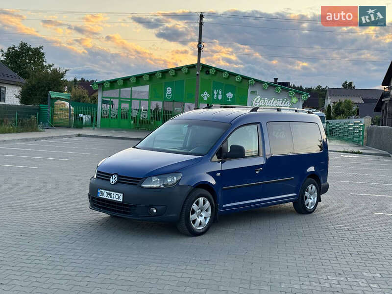 Минивэн Volkswagen Caddy 2011 в 