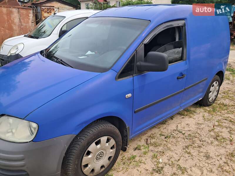 Грузовой фургон Volkswagen Caddy 2004 в Киеве фото 2 Грузовой фургон Volkswagen Caddy 2004 в Киеве