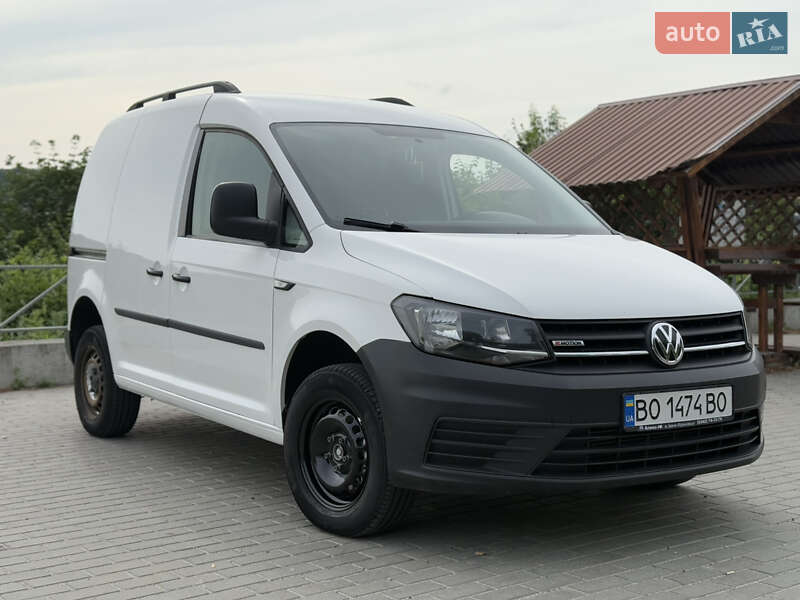 Вантажний фургон Volkswagen Caddy 2015 в Теребовлі