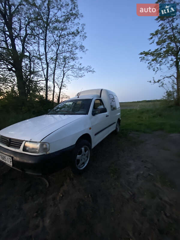 Минивэн Volkswagen Caddy 2002 в Черкассах